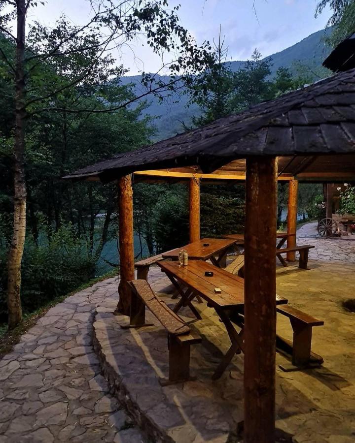 Отель Rafting Camp Encijan Фоча Экстерьер фото