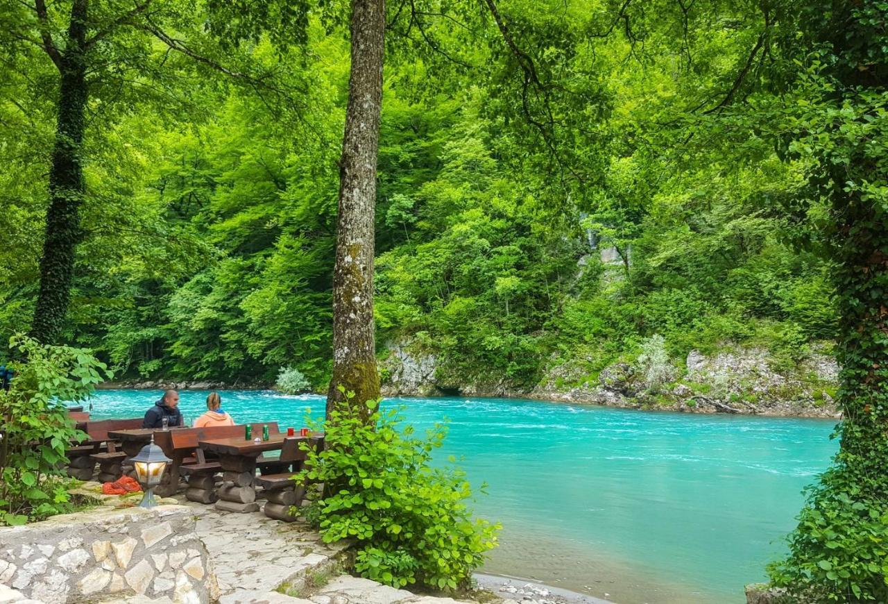 Отель Rafting Camp Encijan Фоча Экстерьер фото