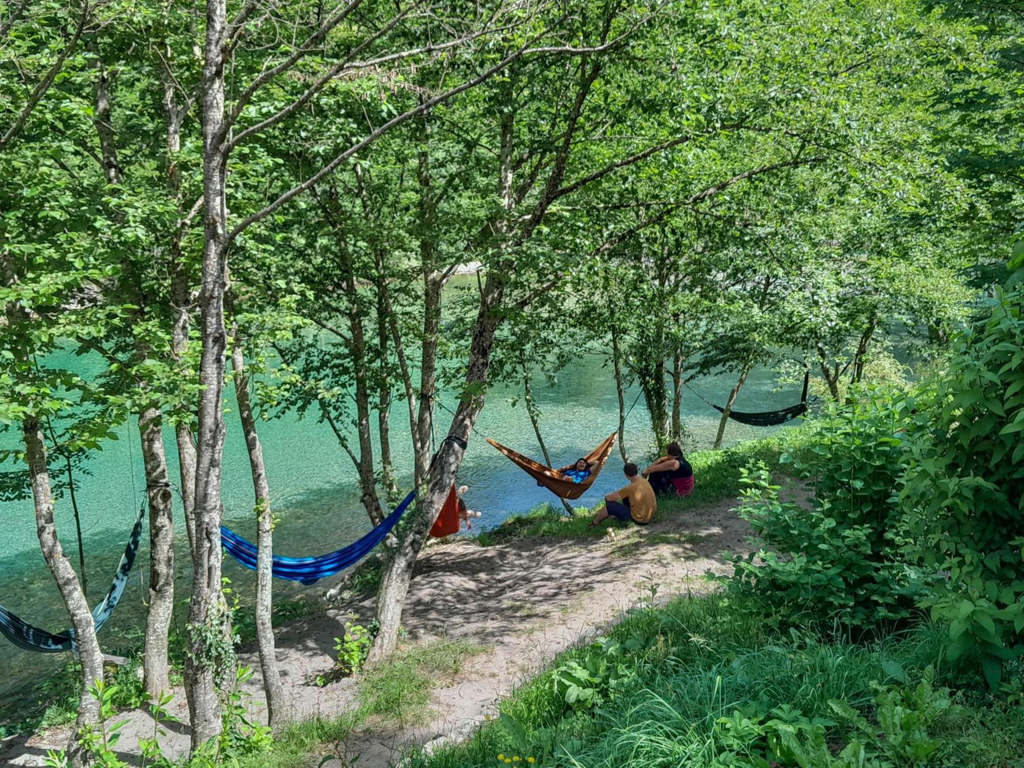 Отель Rafting Camp Encijan Фоча Экстерьер фото