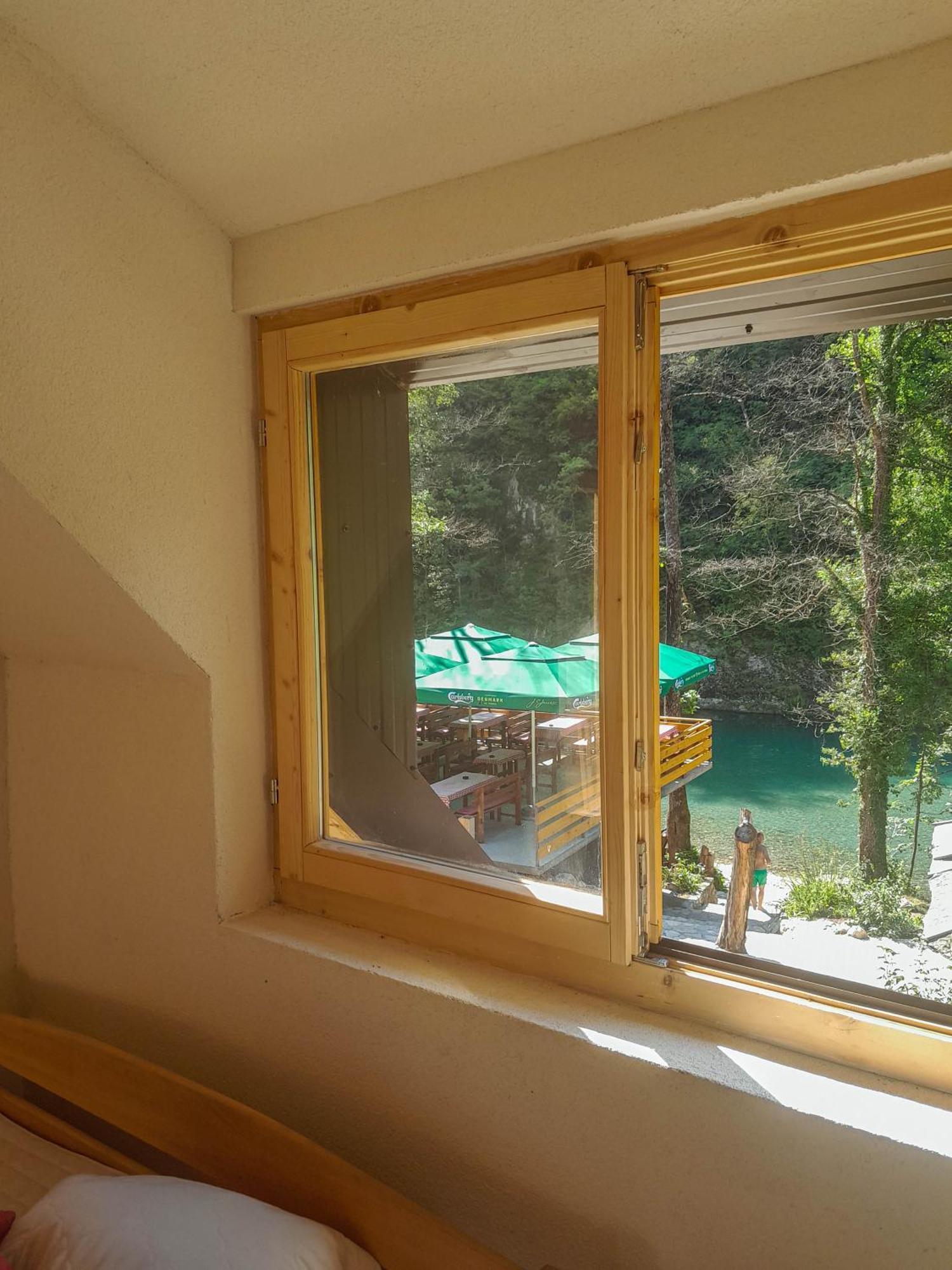 Отель Rafting Camp Encijan Фоча Экстерьер фото