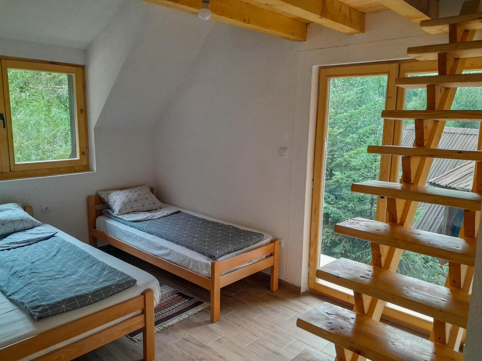 Отель Rafting Camp Encijan Фоча Экстерьер фото